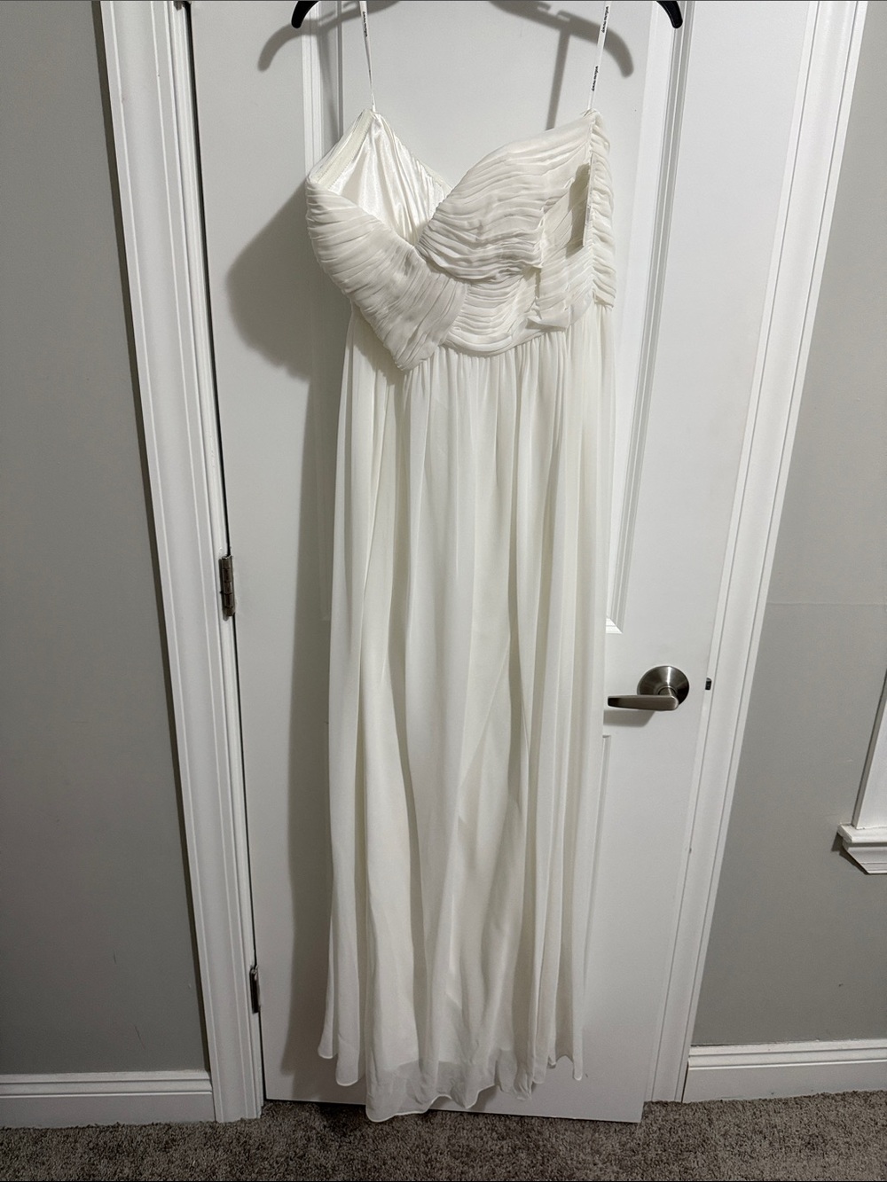 Donna Morgan Strapless Ivory/White Chiffon Gown
